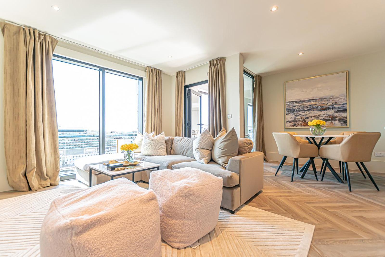 Novu Waterfront * Liverpool