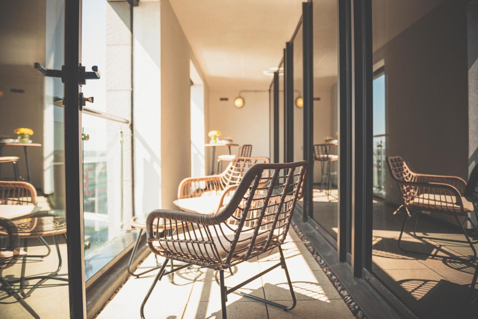 Novu Waterfront Apartment